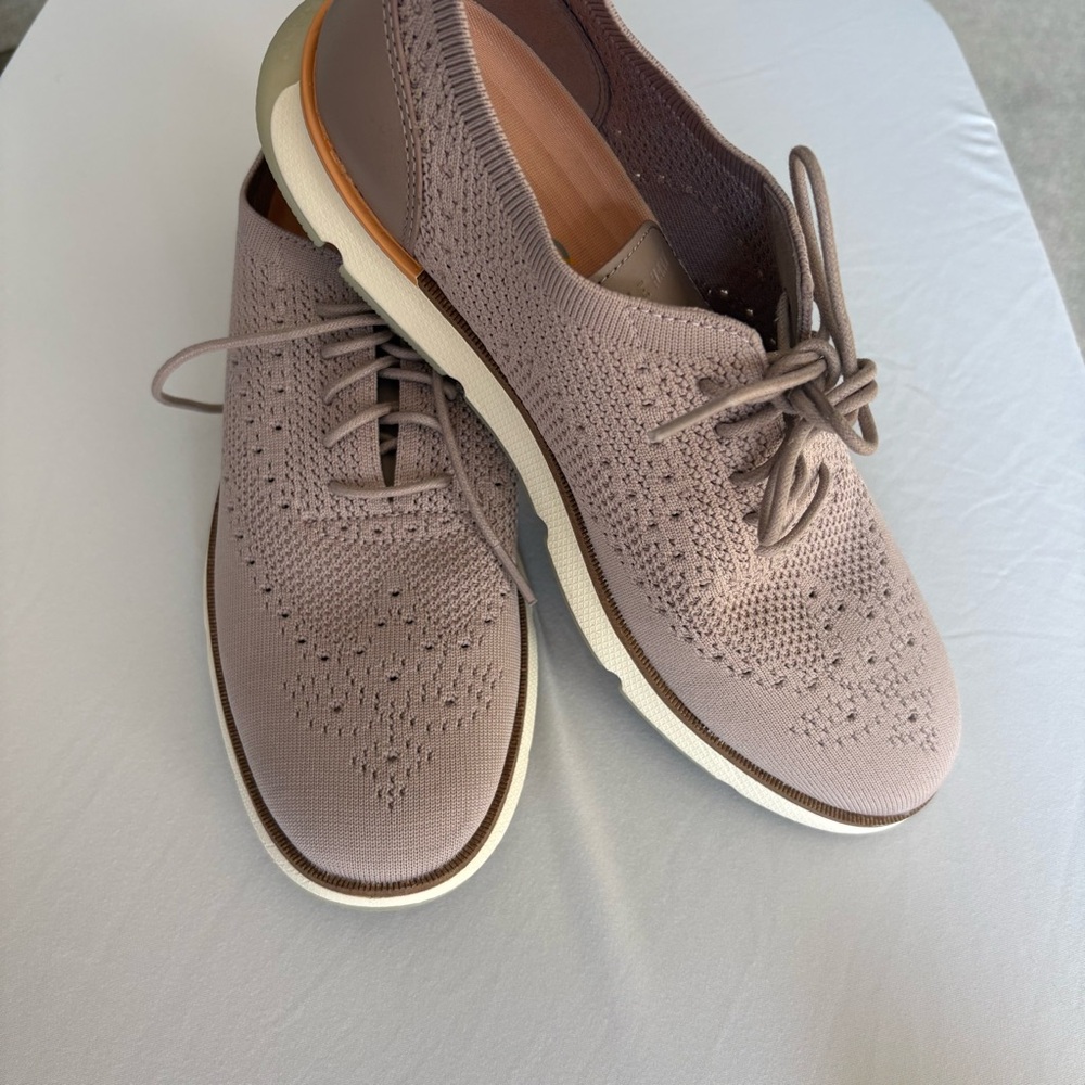 Cole Haan Zerogrand Stitchlite Women’s Oxfords size 9